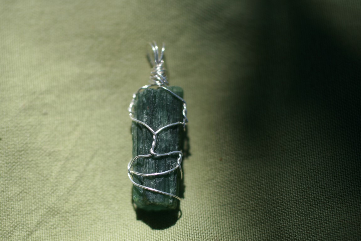 Green Tourmaline Pendant powerful self healing tool 5083